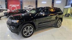 جیپ گراند شیرۆکی